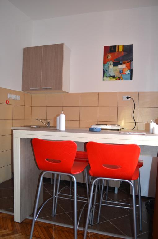 Apartmants Night Lux Ni Cameră foto